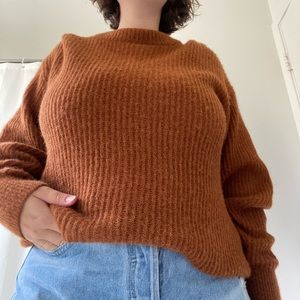 Everlane oversized alpaca crew sweater